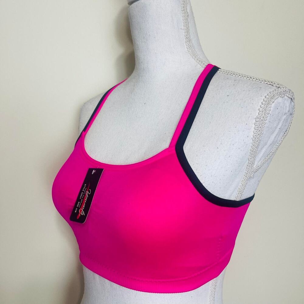 Youmita Sports Bra Cross Back, Bright Pink, Free Size (Fit Small-Medium), PADDED